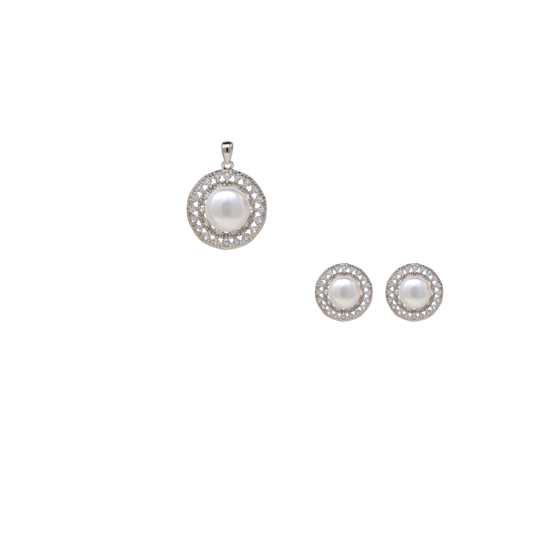 Silver Studded Pearl