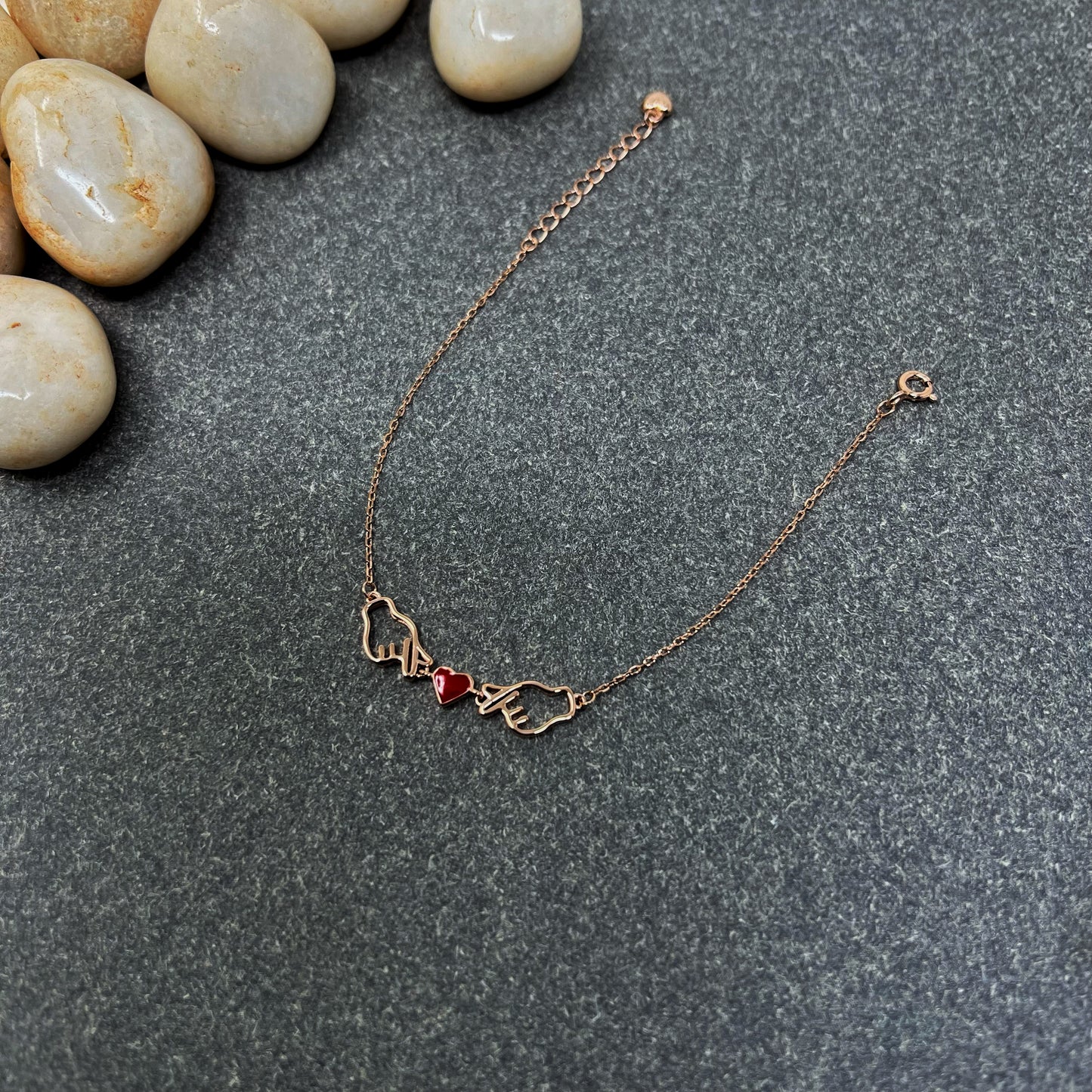 Finger Heart Bracelet