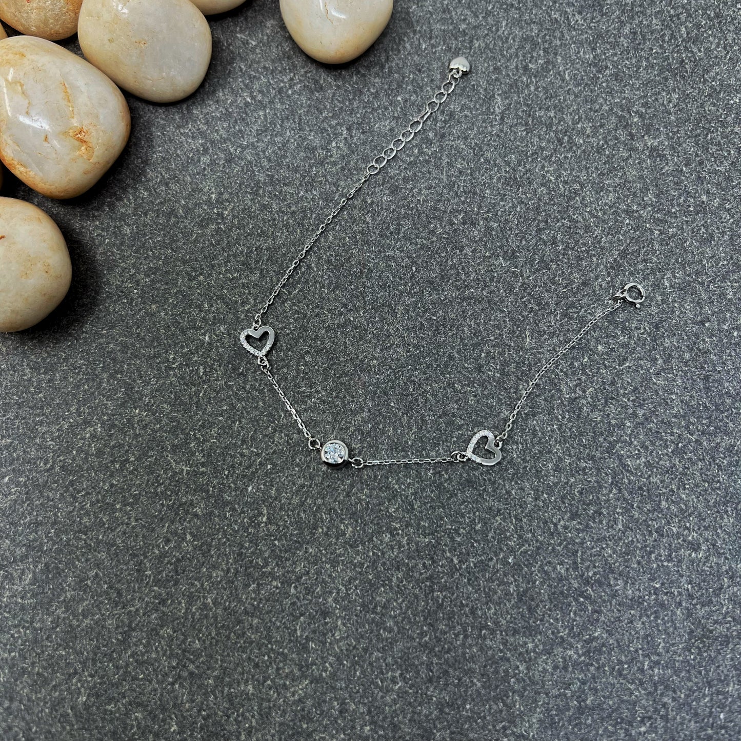 Silver Heart Basic Bracelet