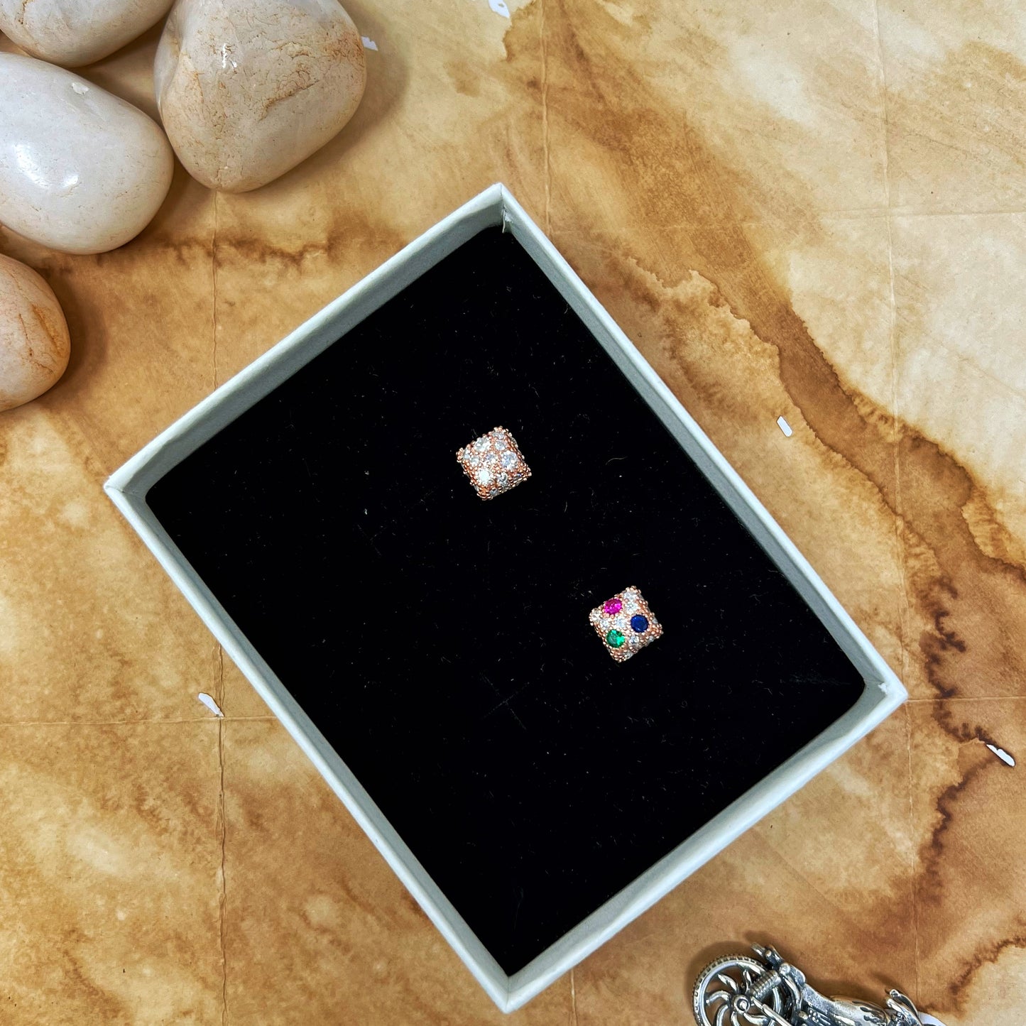 Magnetic Studs