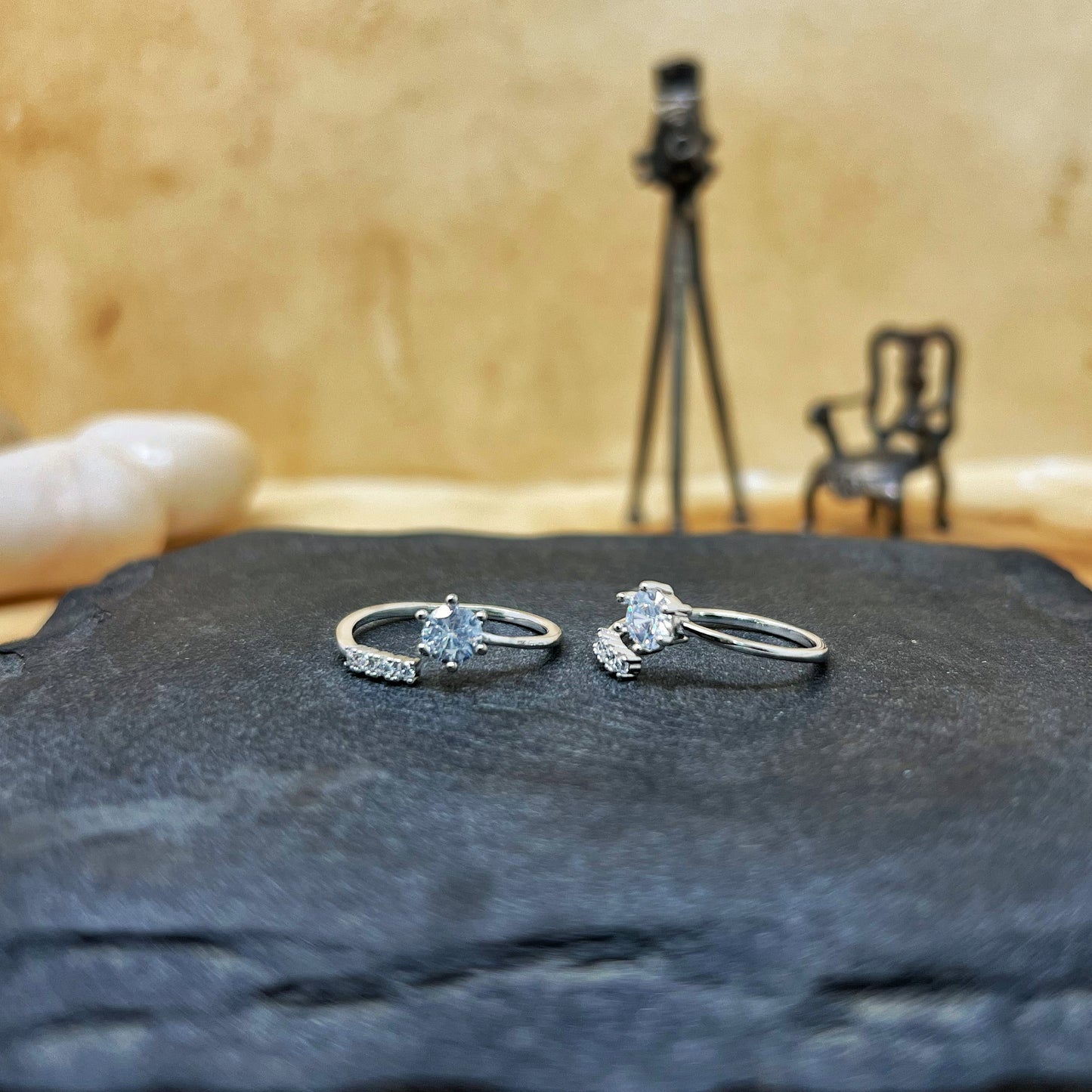 Silver Solitaire II Toe Rings