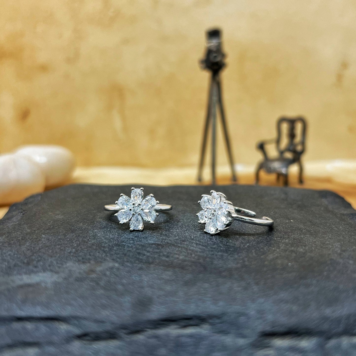 Silver Flower Toe Rings