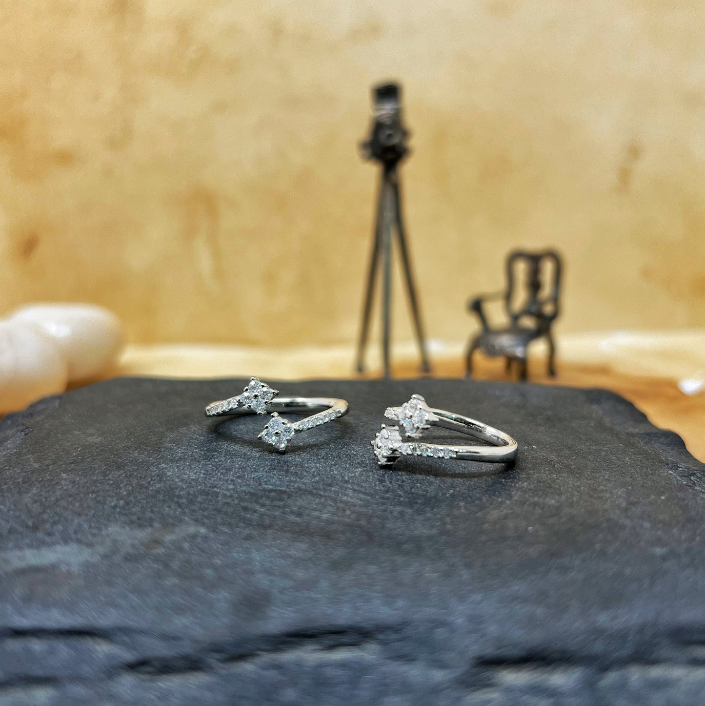 Silver Studded Toe Rings