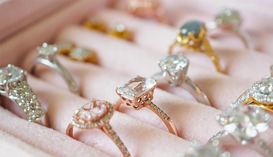 HOW TO STORE JEWELRY SO IT DOESN’T TARNISH