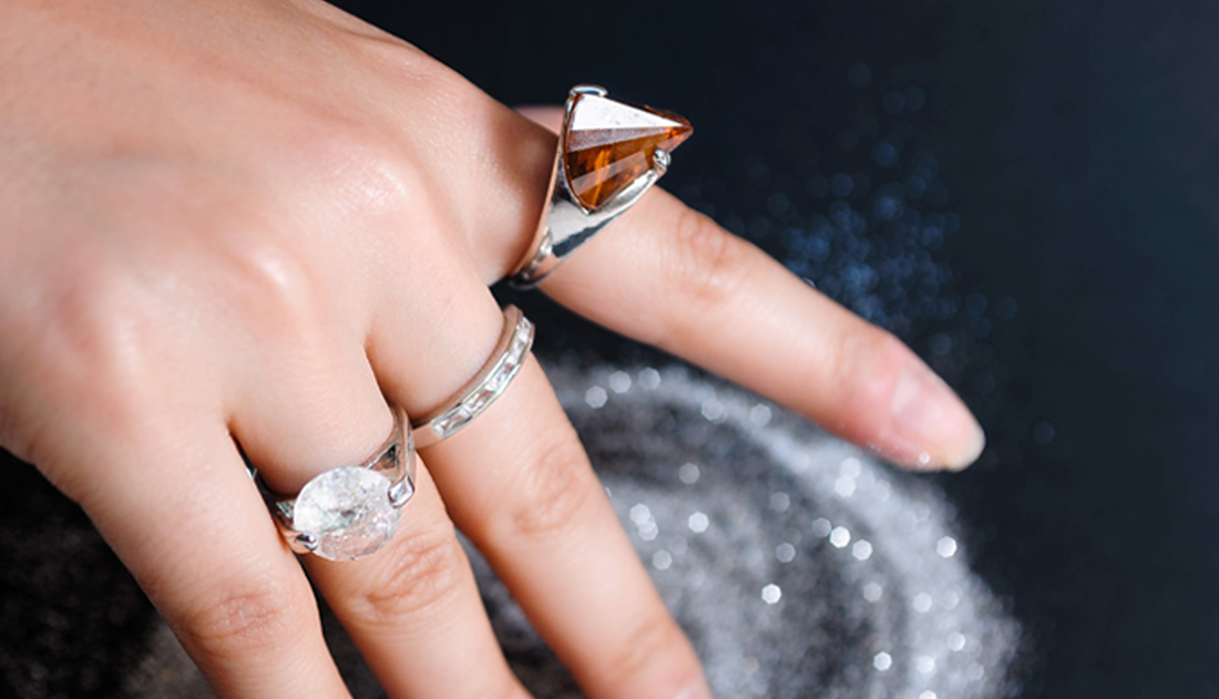 CAN GEMSTONES CHANGE A LIFE?