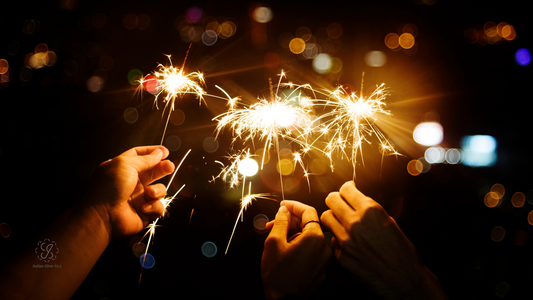 Celebrate New Year’s Eve in Style: Elevate Your Look with Italian Silver Jewelry