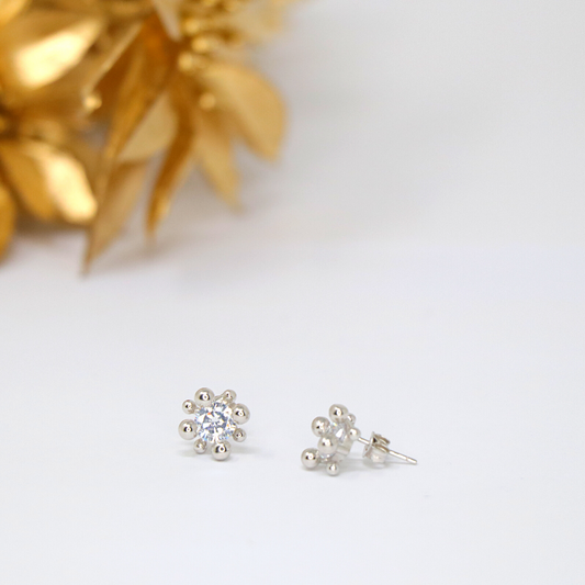 Bubble Solitaire Studs