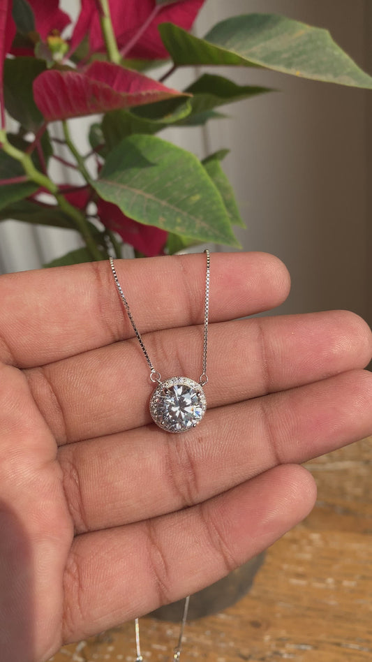 Solitaire Chain And Locket