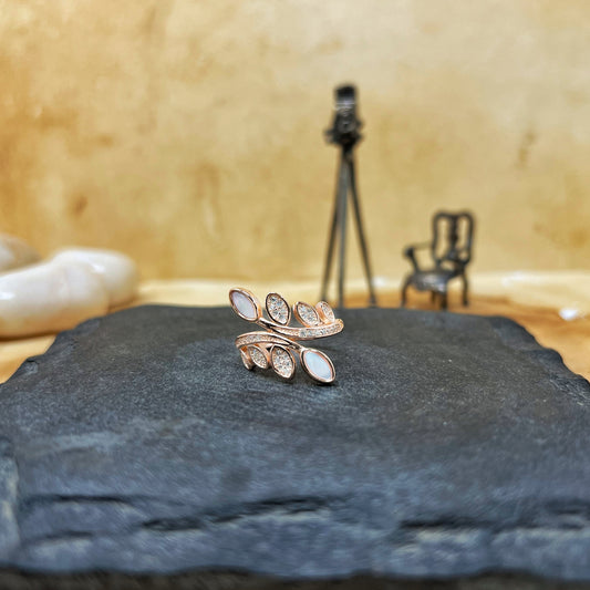 Rose Gold Mop Leaf Cocktail Ring