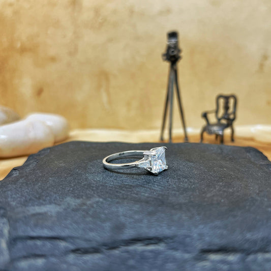 Classic Princess Cut II Ring