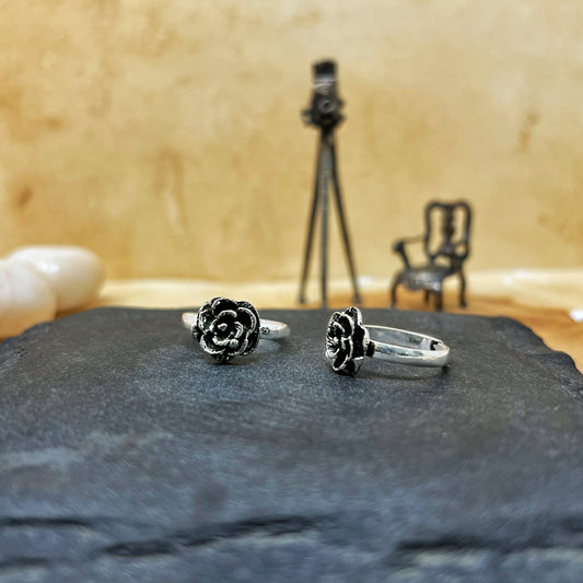 Silver Rose Oxidised Toe Rings