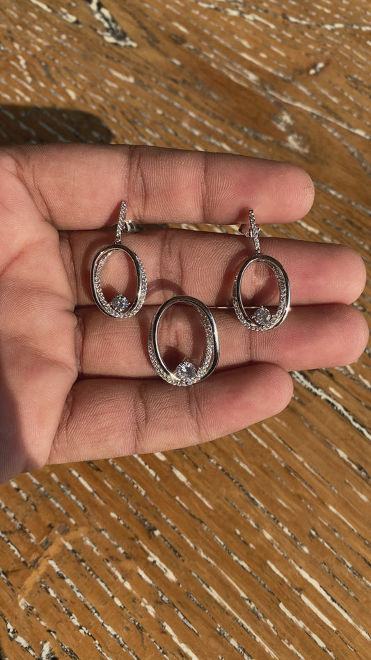 Silver Basic Solitaire Pendant Set